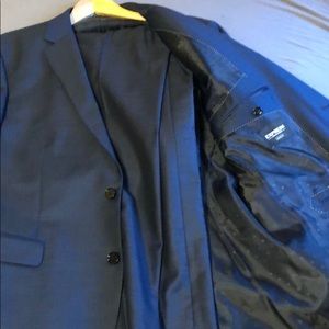 Express matching suit